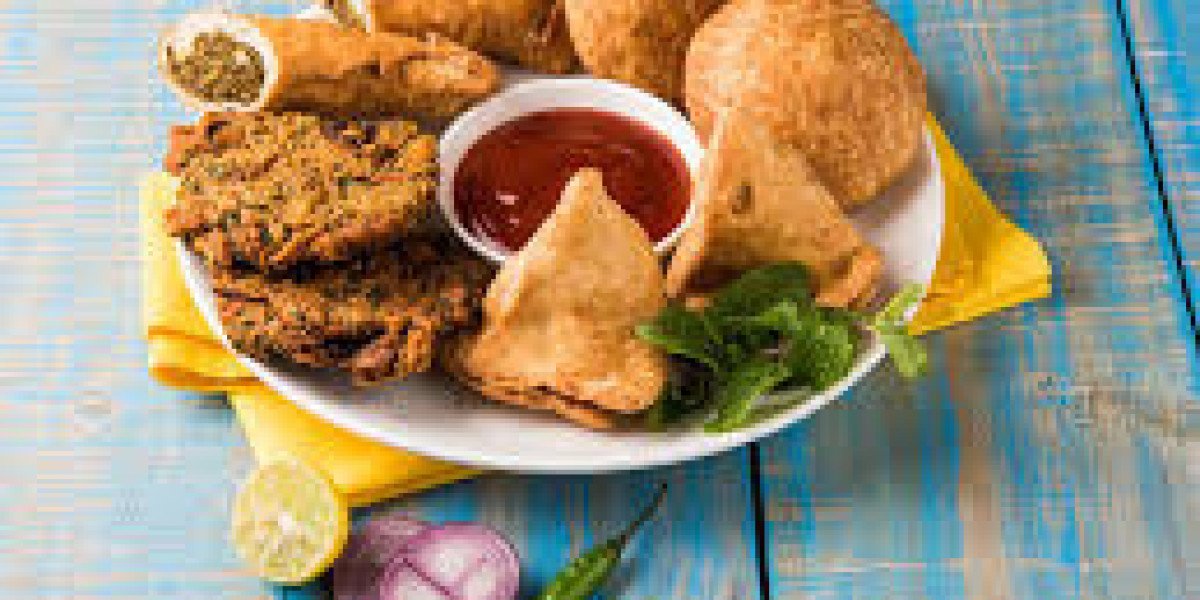 India Snacks Market Analysis Size And Forecast Report 2025-2033