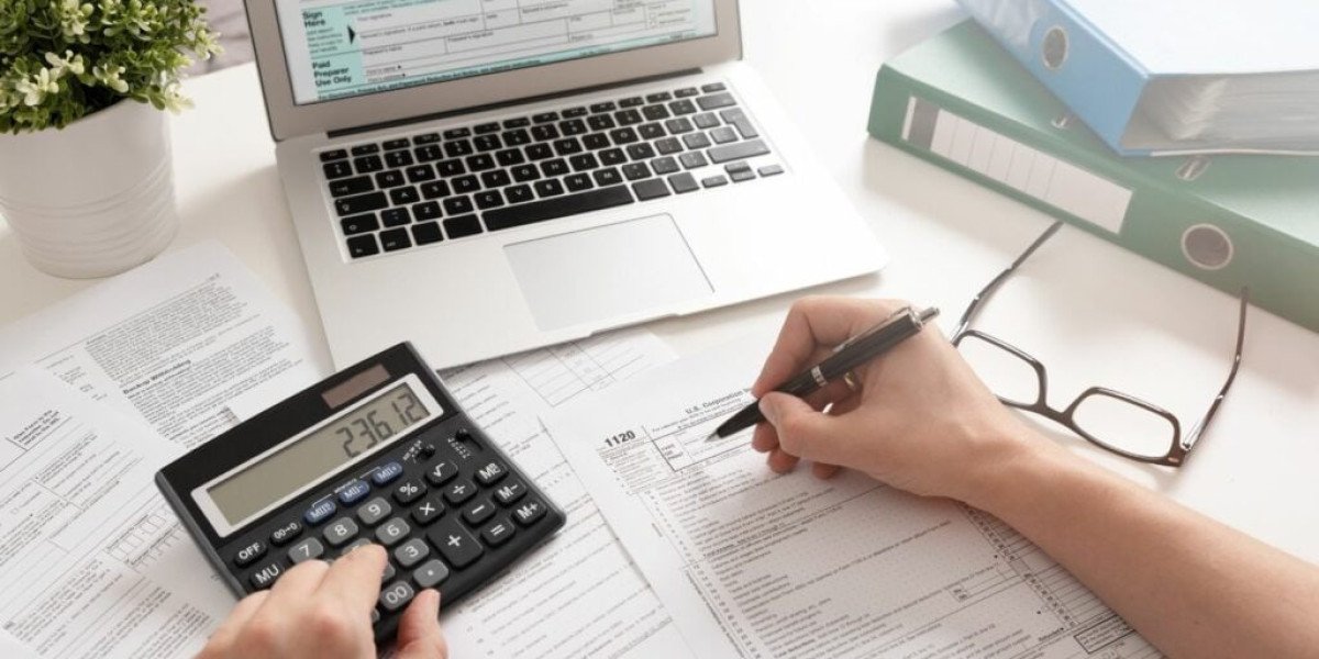 Accounting Software for Small Retail Businesses: Growth and Development