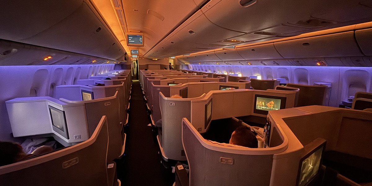 American Airlines Business Class Guide: Experience, Benefits & How to Book Tickets Easily