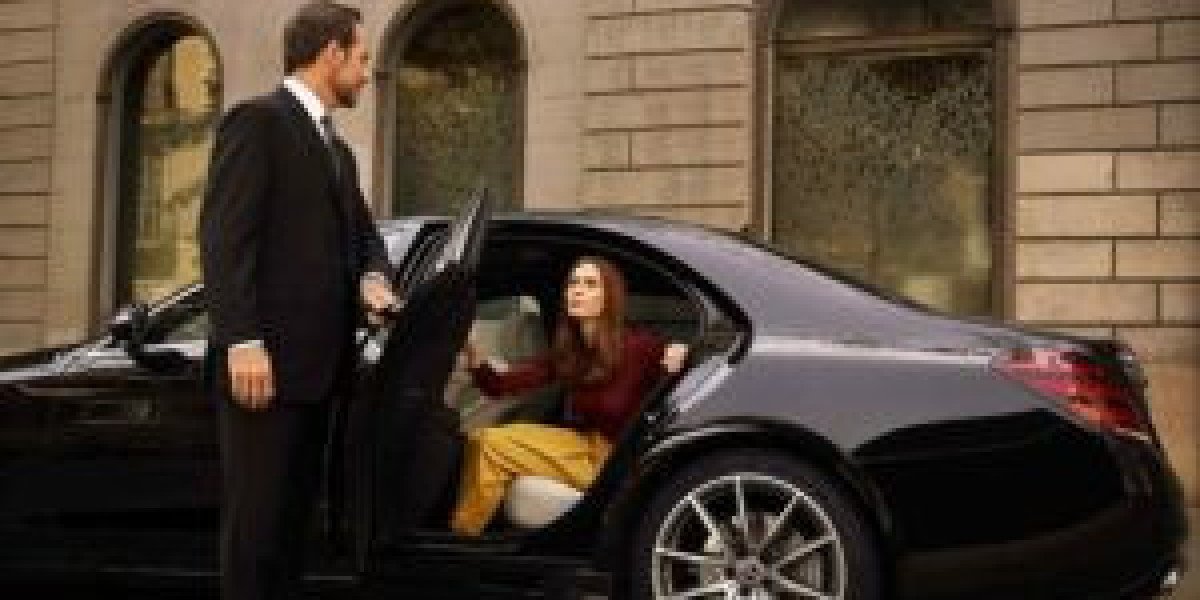 Concert Limo Service: Turn Your Night Out into a Red-Carpet Experience