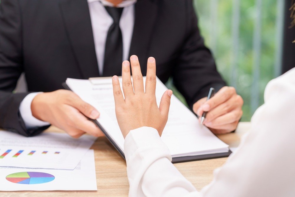 Right of First Refusal Clause: Meaning, Example & Sample for Startups