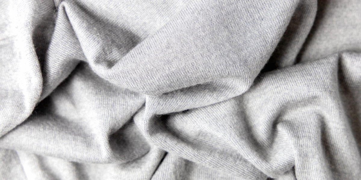 How to Style Outfits Made from Cotton Fabric
