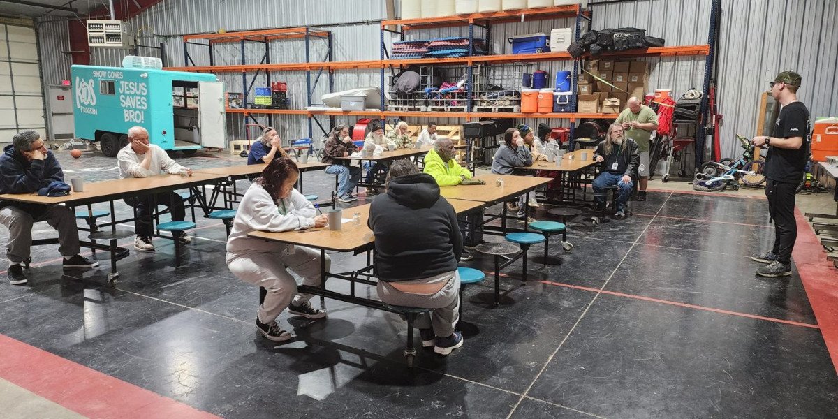 Spreading Light in Enid: How Hope Outreach Brings Faith, Food, and Hope to the Community